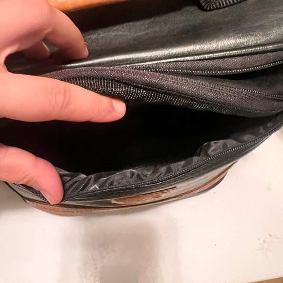 NWT SOLIDEX PERFORMANCE VIDEO LUGGAGE - Picture 10 of 11